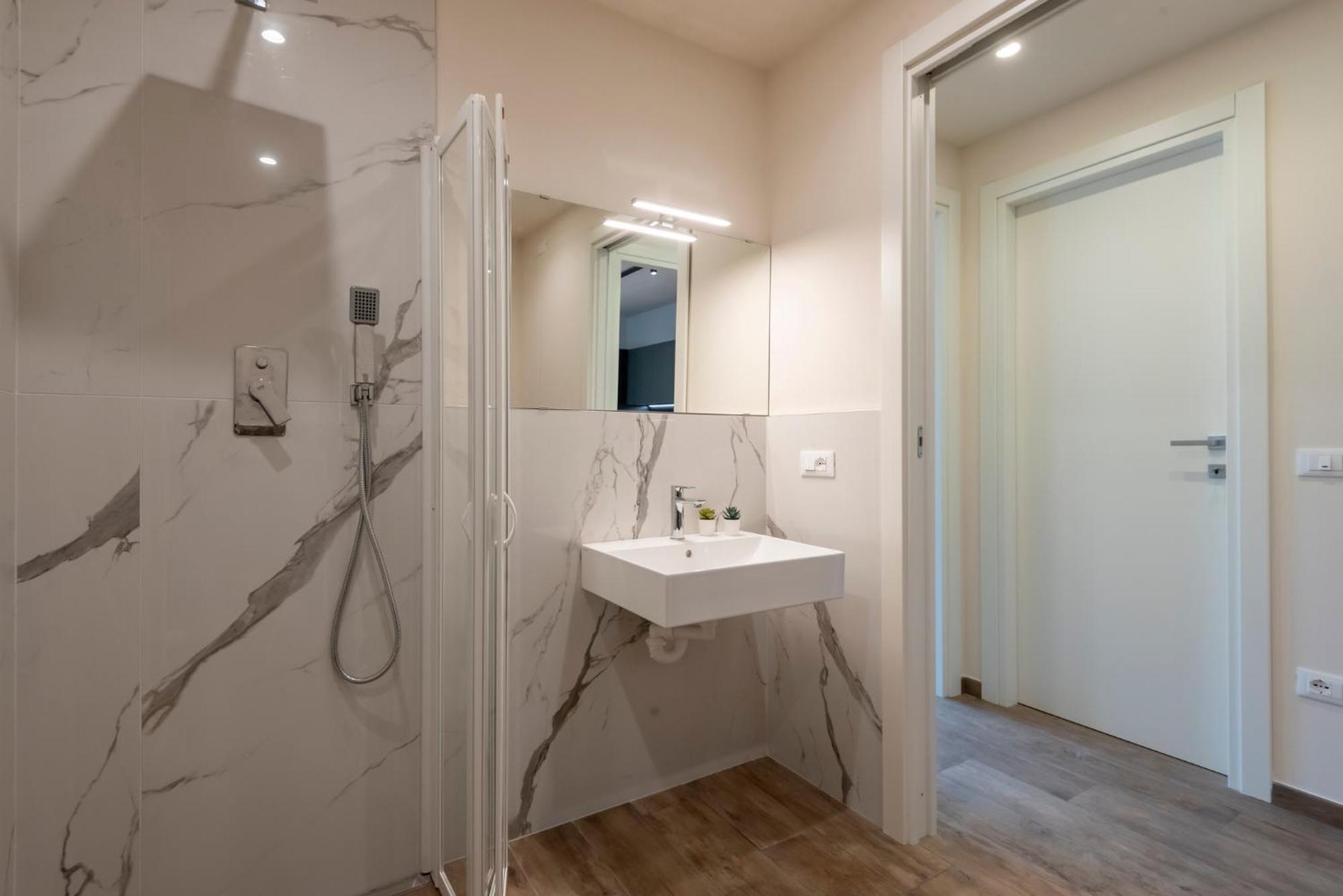 Iarsera Rooms And Apartment Lucca Dış mekan fotoğraf