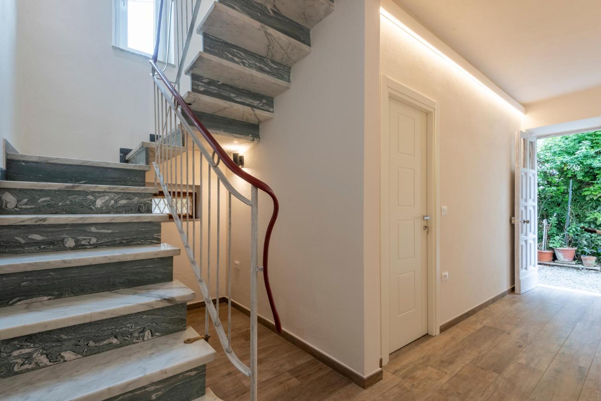 Iarsera Rooms And Apartment Lucca Dış mekan fotoğraf